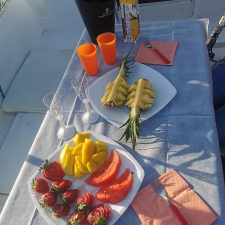 Free Estoria Båthotell